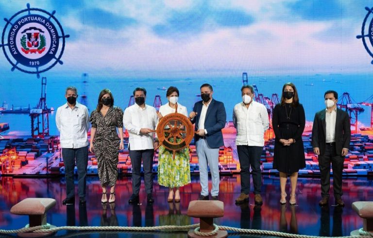 Autoridad Portuaria Dominicana presenta transformación del Sistema Portuario Nacional.