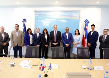Director ejecutivo BID conoce detalles  Proyecto del Puerto de Manzanillo.