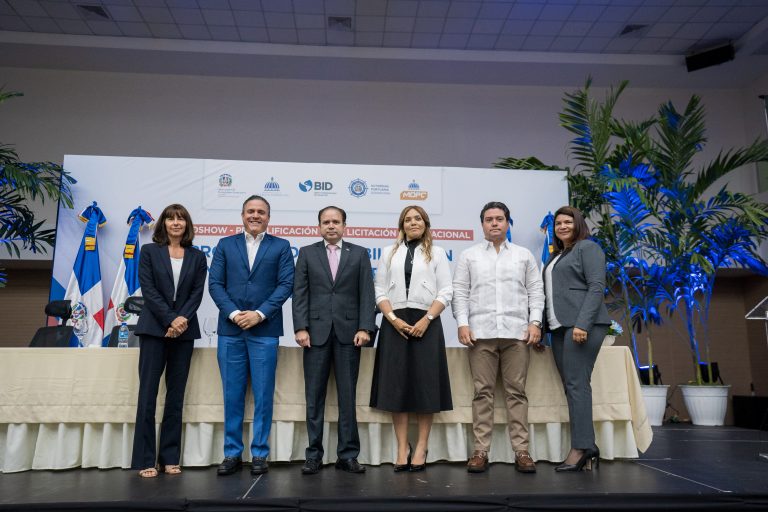 Director de Autoridad Portuaria valora apertura de licitación pública internacional para proyecto de “Rehabilitación y Ampliación del Puerto de Manzanillo”