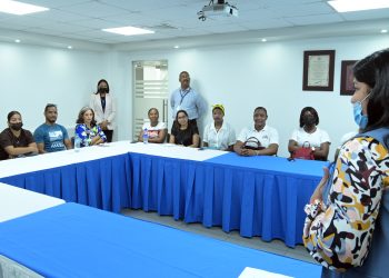Miembros y alumnos Instituto Técnico Superior Dominicano (ITSC), realizó un recorrido en diferentes áreas de Autoridad Portuaria Dominicana en Santo Domingo,  22 de Junio del 2022 Apordom/Ney Rodriguez