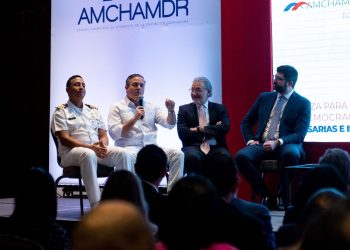 Director ejecutivo de APORDOM participa en foro de alianza para el desarrollo en democracia