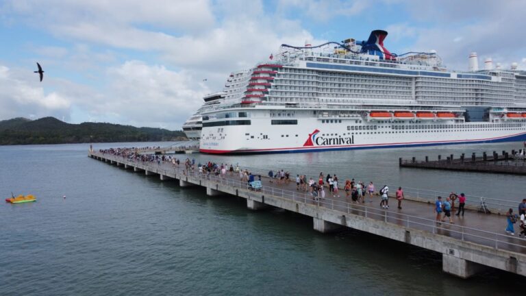<strong>Terminales de Puerto Plata y La Romana recibieron casi 21 mil cruceristas en menos de 24 horas</strong>
