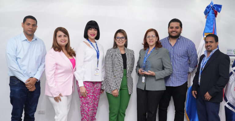 Autoridad Portuaria Dominicana premia a colaboradores por buen desempeño y mejora de procesos