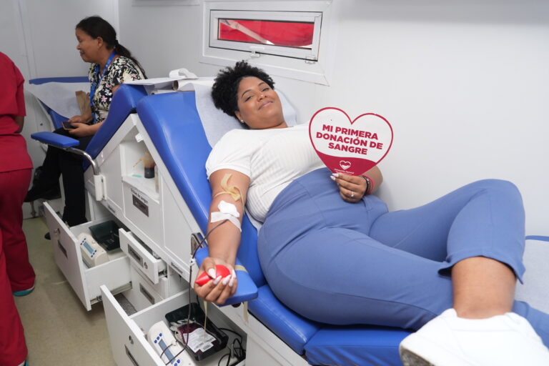 Autoridad Portuaria Dominicana realiza jornada de donación voluntaria de sangre en su sede central