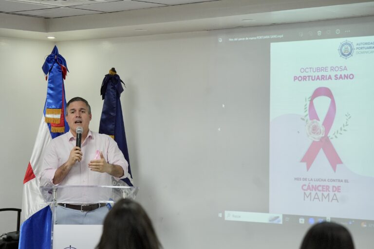 Director de Autoridad Portuaria Dominicana exhorta a mujeres realizarse consultas médicas regulares para prevenir cáncer de mama