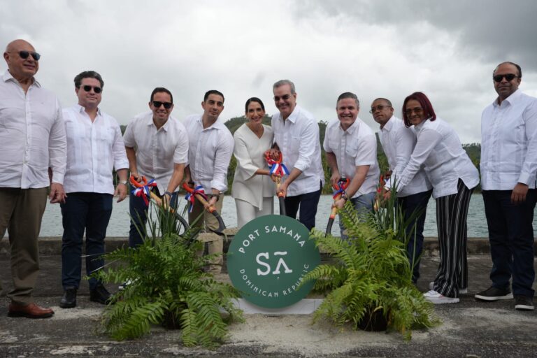 Presidente Abinader inicia conversión para cruceros del puerto Duarte en Arroyo Barril