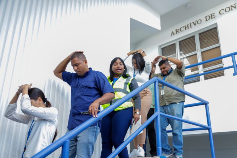 Autoridad Portuaria Dominicana participa en Simulacro Nacional de Terremoto 2024