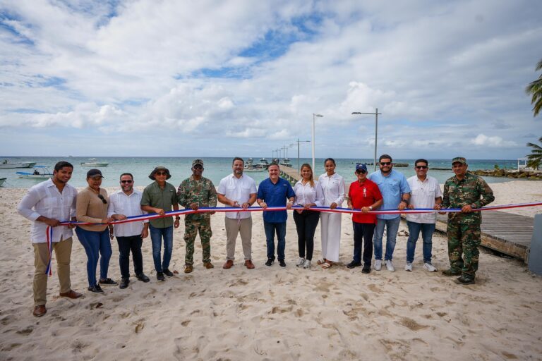 APORDOM inaugura remozado muelle turístico en Catuano, Isla Saona