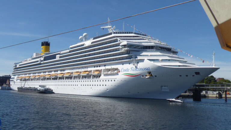 Crucero Costa Fascinosa recorre cinco puertos dominicanos y dos embarcaciones de lujo visitan por primera vez el país en marzo