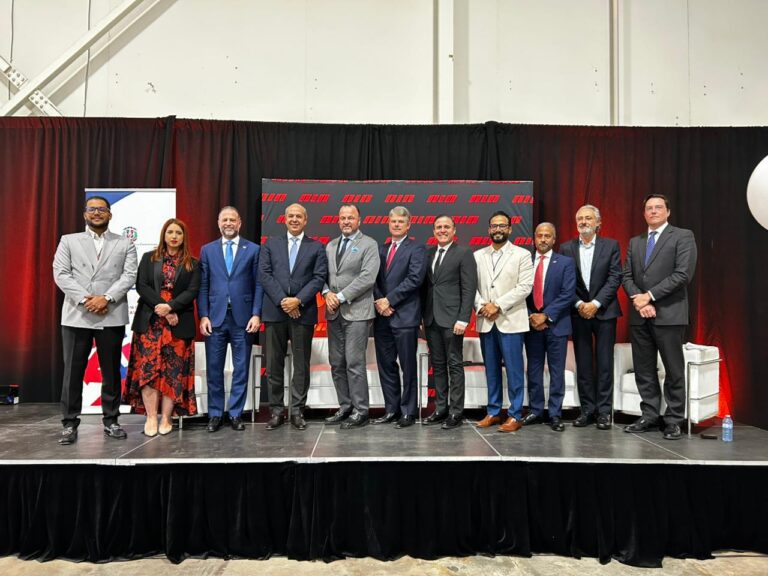 Jean Luis Rodríguez destaca en Canadá el potencial de República Dominicana para la inversión portuaria