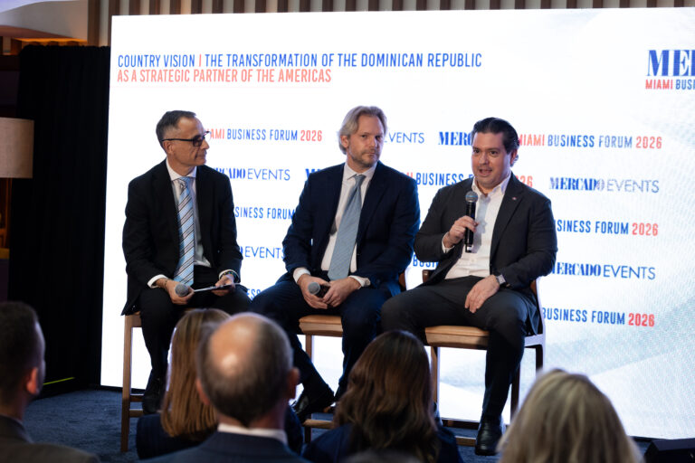 Director de Portuaria destaca crecimiento del comercio marítimo de RD en el Mercado Business Forum Miami 2026