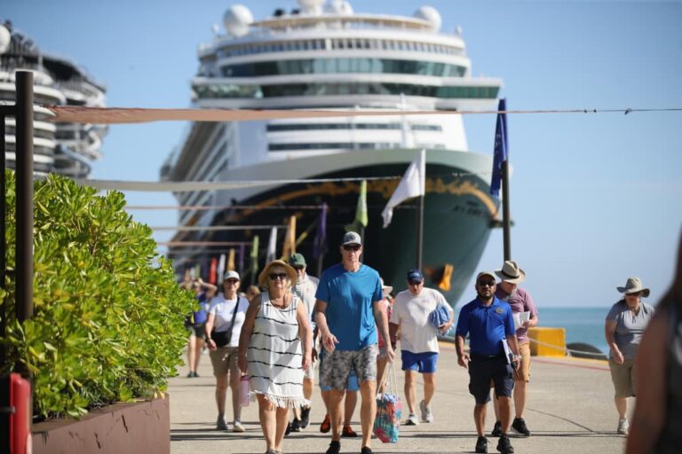 Primer crucero de Disney llega a RD; Puerto Plata recibió este martes casi 13 mil cruceristas