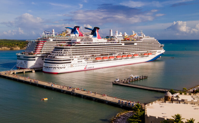 Puerto Plata y Pedernales reciben 45,627 cruceristas en cuatro días